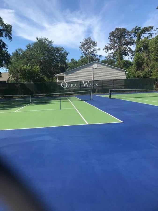 W2 Ocean Walk Resort Upstairs 2 Bed King And Two Twins Next To Back Pool St. Simons Island Экстерьер фото
